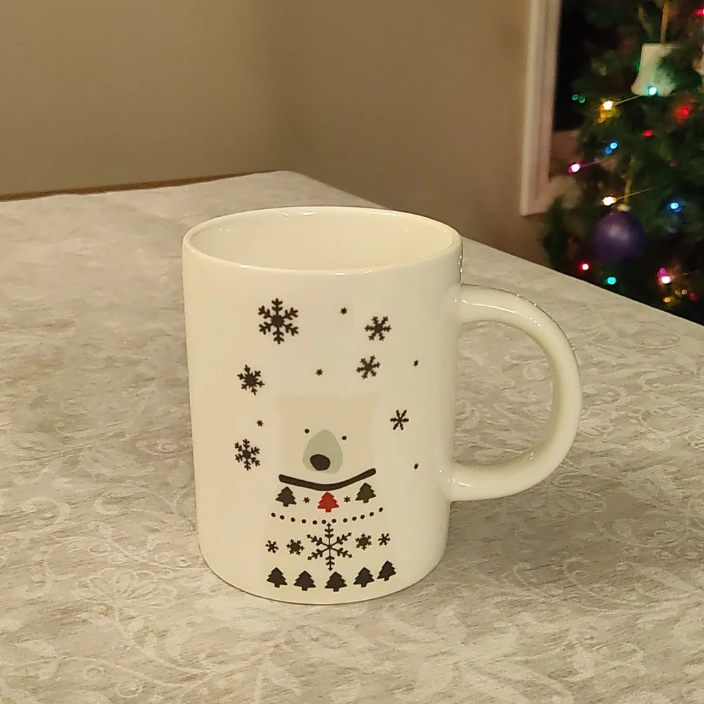 Crate&Barrel Polar Bear Forest Friends Mug White Modern tea coffee cup